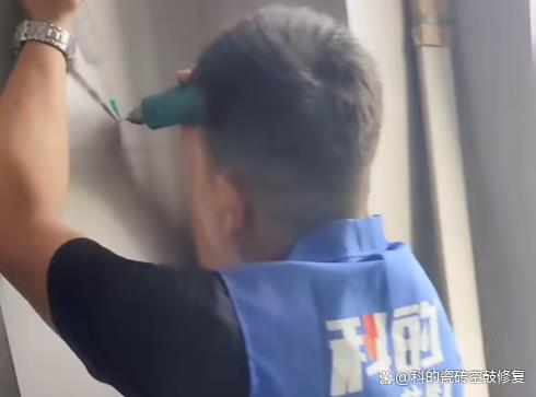 墙砖空鼓打钉加固的方法有哪些图片(墙砖空鼓打钉加固的方法有哪些图片视频)